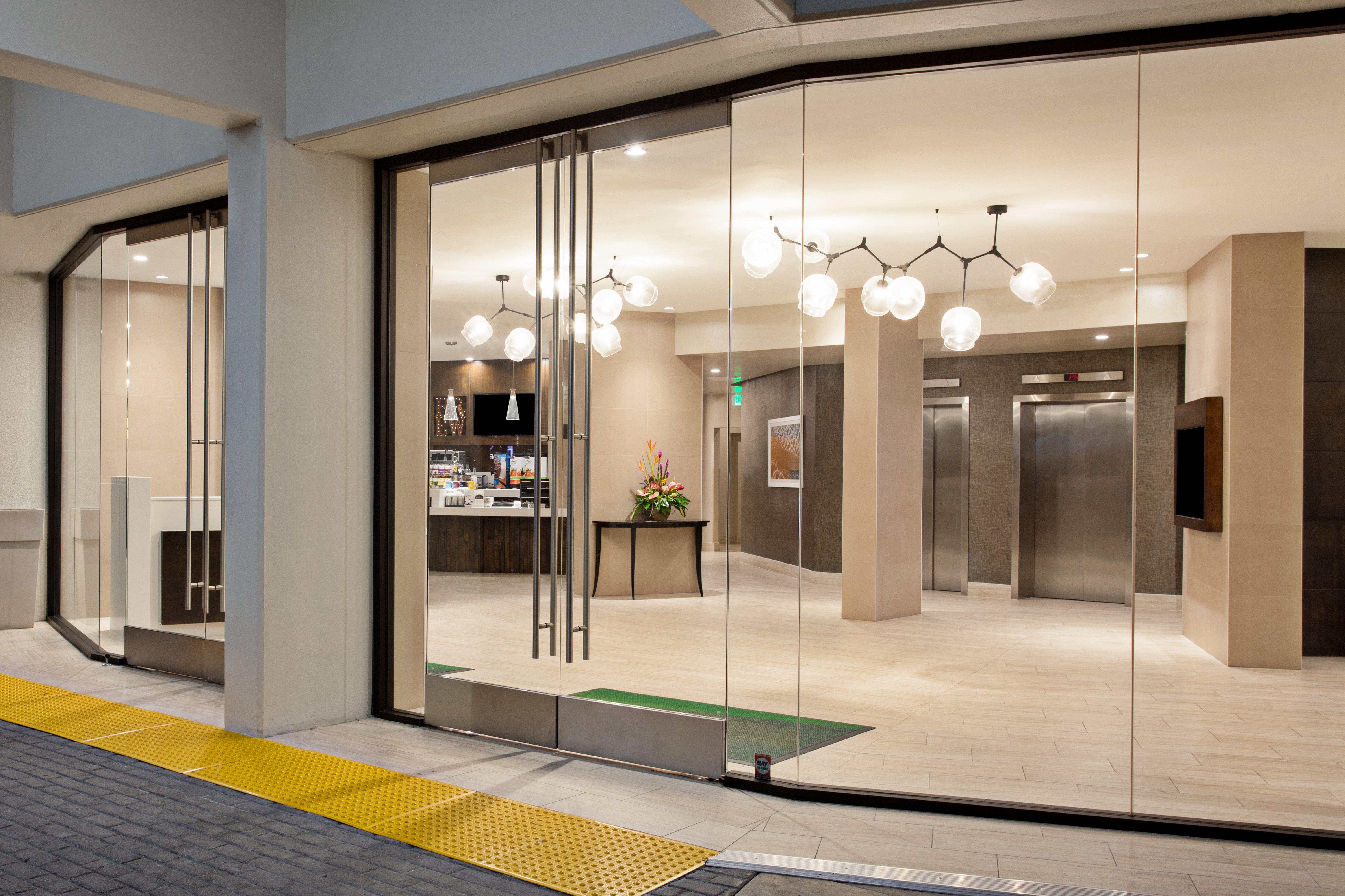 Holiday Inn Long Beach - Airport By Ihg Eksteriør bilde