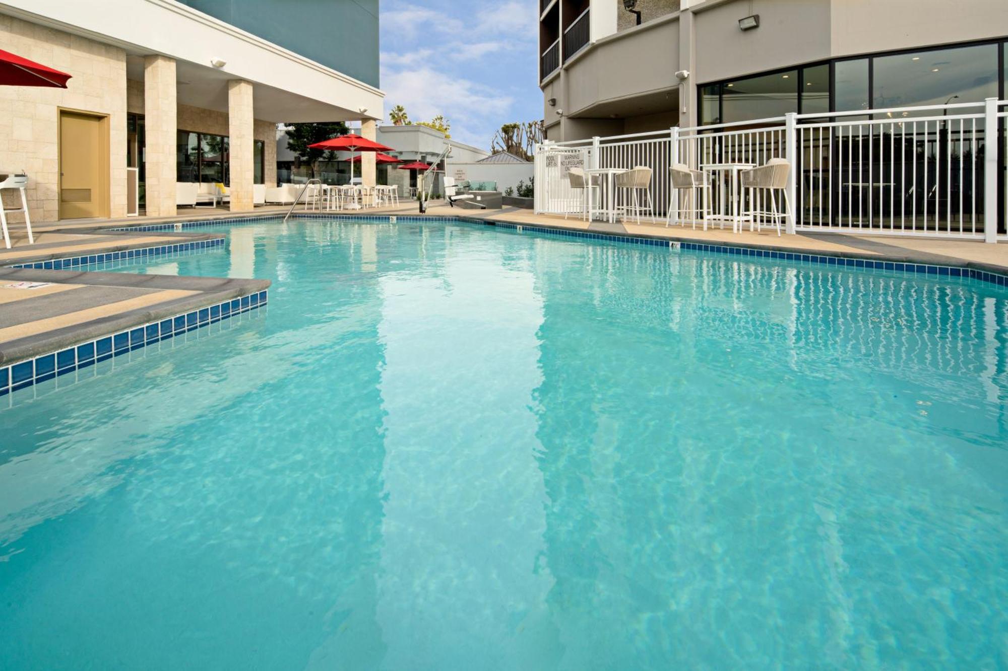 Holiday Inn Long Beach - Airport By Ihg Eksteriør bilde